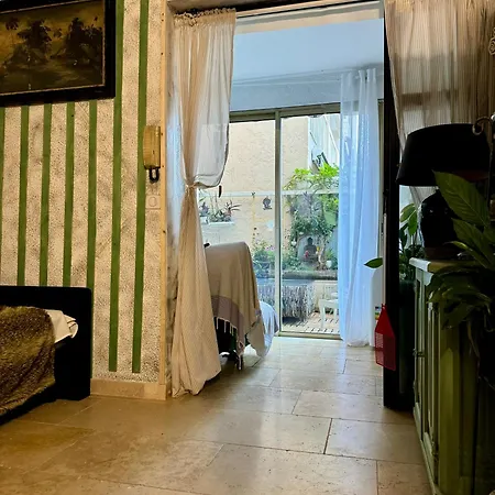 Apartment Rez-de-chaussee Sainte-Maxime